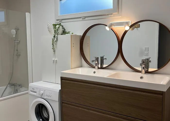 La Rose Saint-Germain-sur-Ay