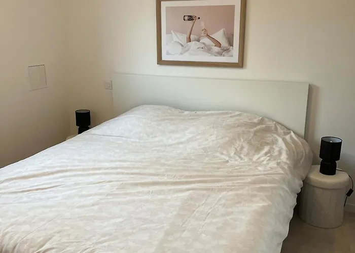 La Rose Saint-Germain-sur-Ay